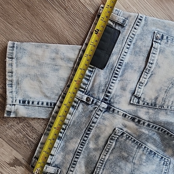 Calvin Klein Slim skinny Button Fly 29x32 Denim Jeans Bleach Dyed Look - Picture 4 of 11